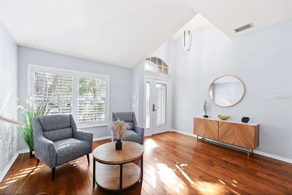 En Venta: $629,000 (4 camas, 2 baños, 2136 Pies cuadrados)