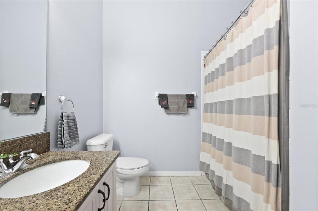 En Venta: $629,000 (4 camas, 2 baños, 2136 Pies cuadrados)