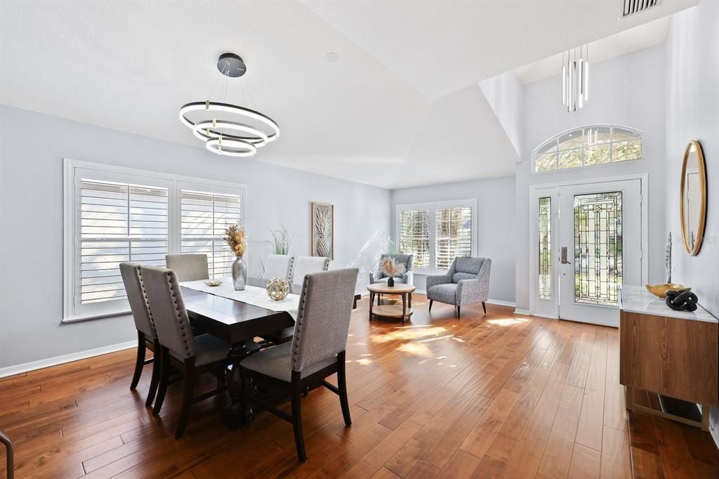 En Venta: $629,000 (4 camas, 2 baños, 2136 Pies cuadrados)