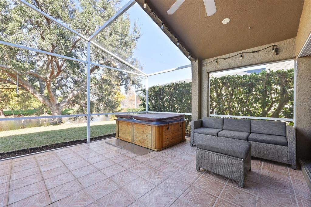 En Venta: $629,000 (4 camas, 2 baños, 2136 Pies cuadrados)