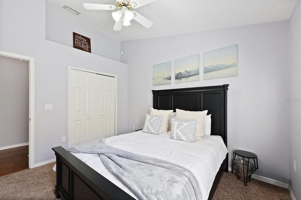 En Venta: $629,000 (4 camas, 2 baños, 2136 Pies cuadrados)