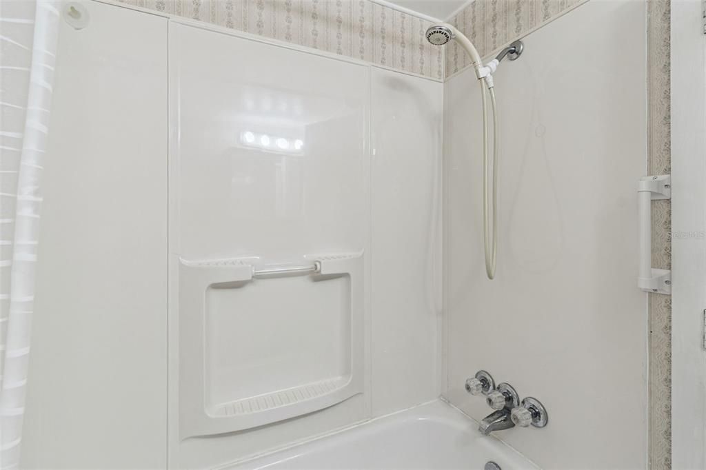 На продажу: $59,900 (1 спален, 1 ванн, 460 Квадратных фут)