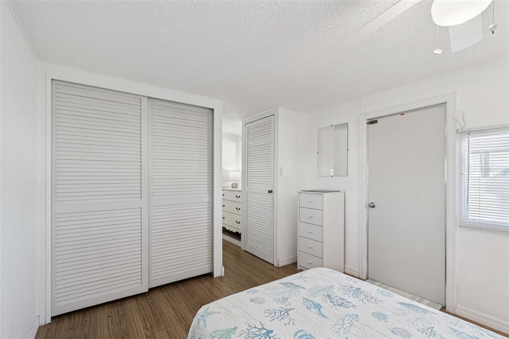 На продажу: $59,900 (1 спален, 1 ванн, 460 Квадратных фут)