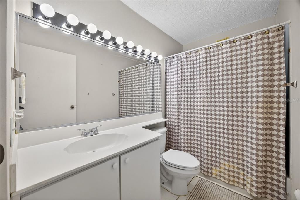 For Sale: $355,000 (3 beds, 2 baths, 1525 Square Feet)