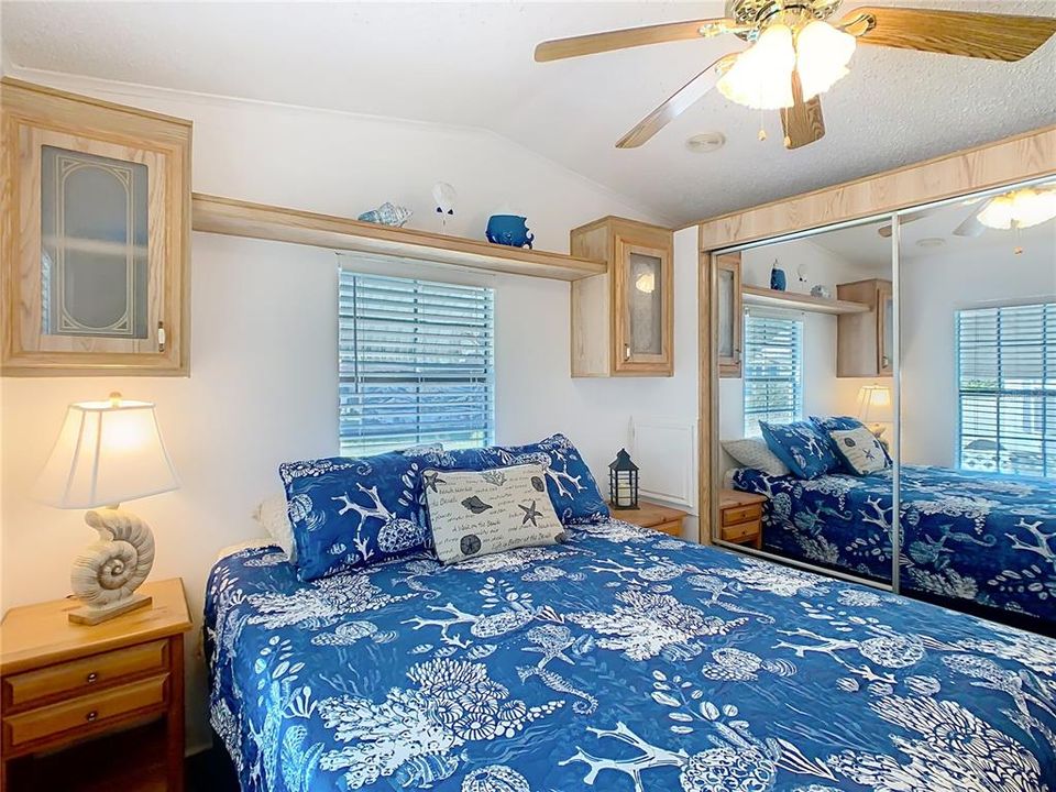 待售: $118,900 (1 贝兹, 1 浴室, 642 平方英尺)