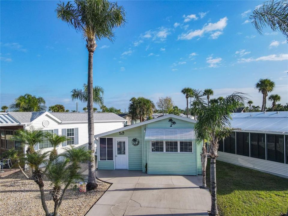 待售: $118,900 (1 贝兹, 1 浴室, 642 平方英尺)