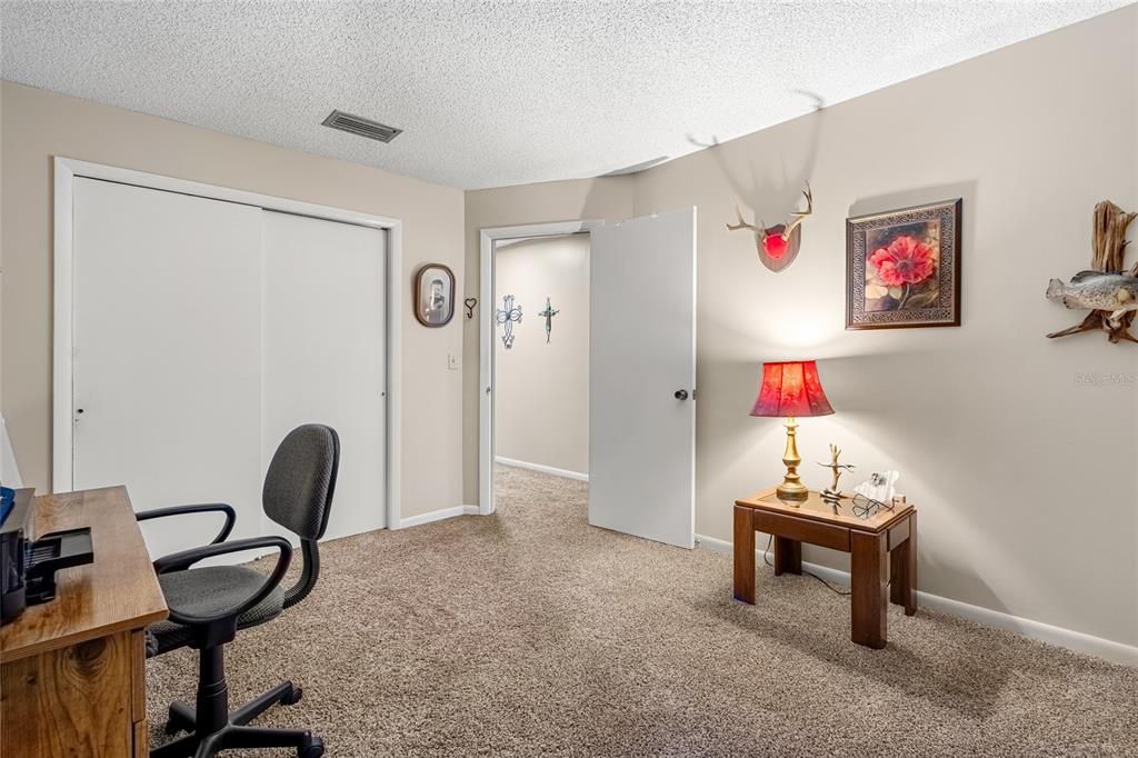 На продажу: $217,000 (2 спален, 2 ванн, 960 Квадратных фут)