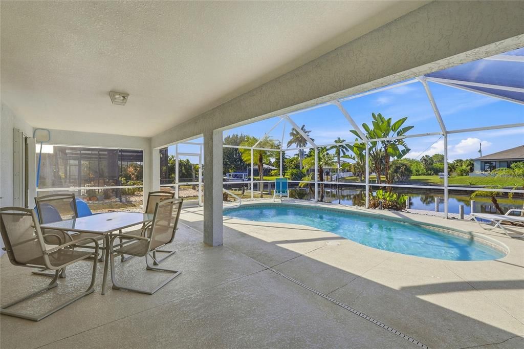 На продажу: $524,900 (4 спален, 2 ванн, 2000 Квадратных фут)