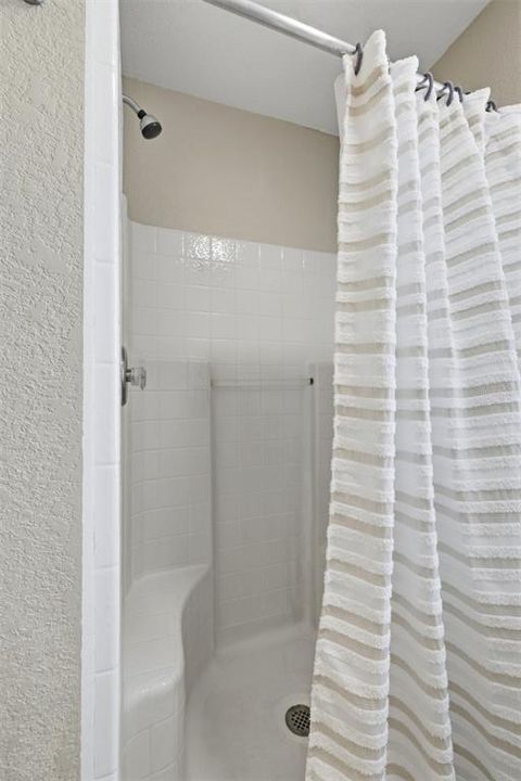 На продажу: $524,900 (4 спален, 2 ванн, 2000 Квадратных фут)