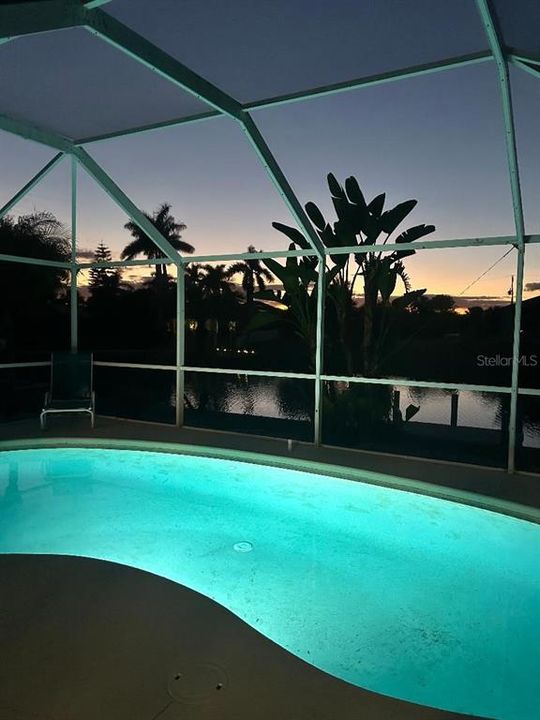 На продажу: $524,900 (4 спален, 2 ванн, 2000 Квадратных фут)