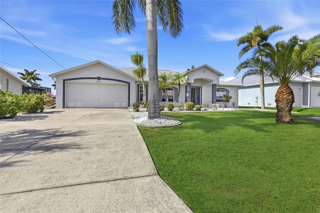 На продажу: $524,900 (4 спален, 2 ванн, 2000 Квадратных фут)