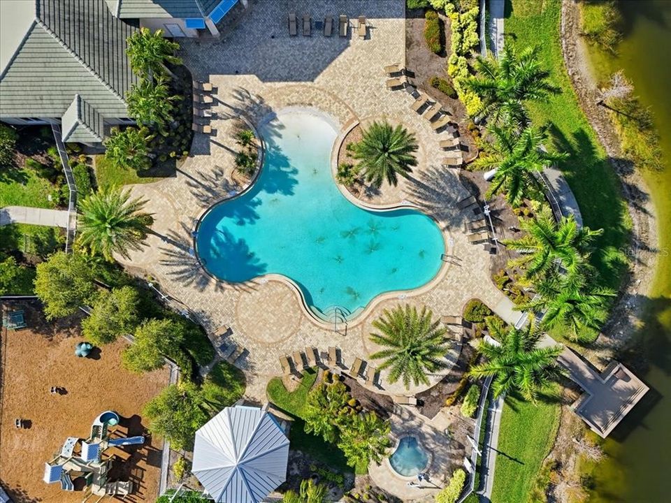 На продажу: $439,800 (4 спален, 2 ванн, 2032 Квадратных фут)