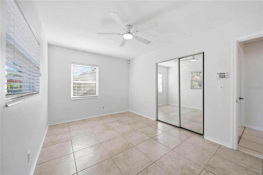 For Sale: $310,000 (3 beds, 1 baths, 816 Square Feet)