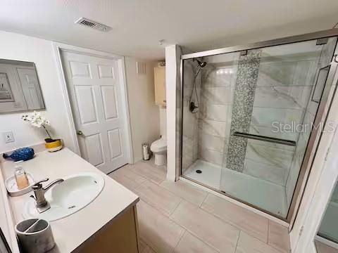 待售: $260,000 (1 贝兹, 1 浴室, 750 平方英尺)