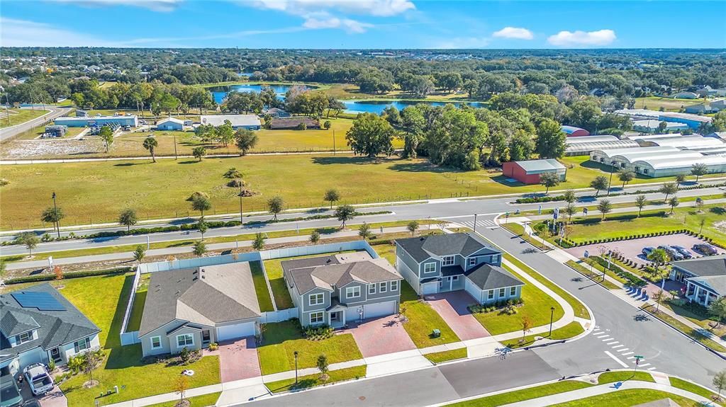 En Venta: $639,000 (4 camas, 3 baños, 3318 Pies cuadrados)