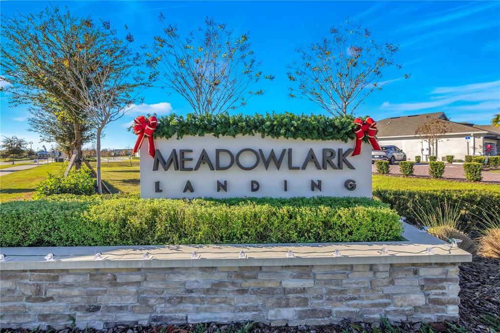 En Venta: $639,000 (4 camas, 3 baños, 3318 Pies cuadrados)