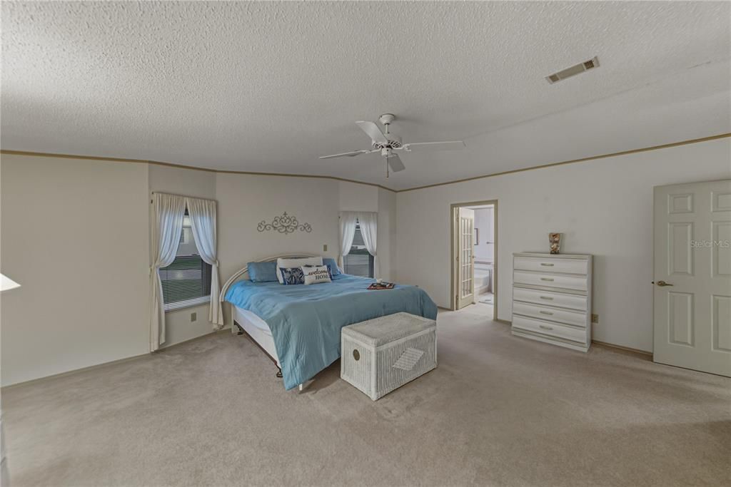 На продажу: $280,000 (2 спален, 2 ванн, 1680 Квадратных фут)