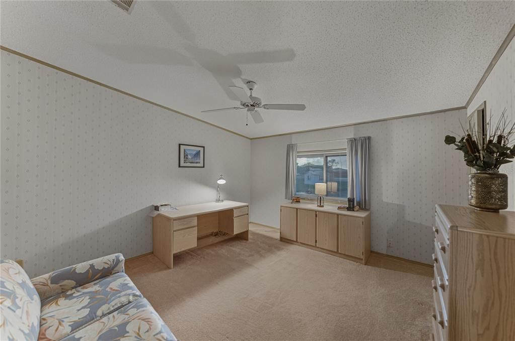 На продажу: $280,000 (2 спален, 2 ванн, 1680 Квадратных фут)