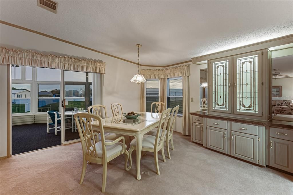 На продажу: $280,000 (2 спален, 2 ванн, 1680 Квадратных фут)