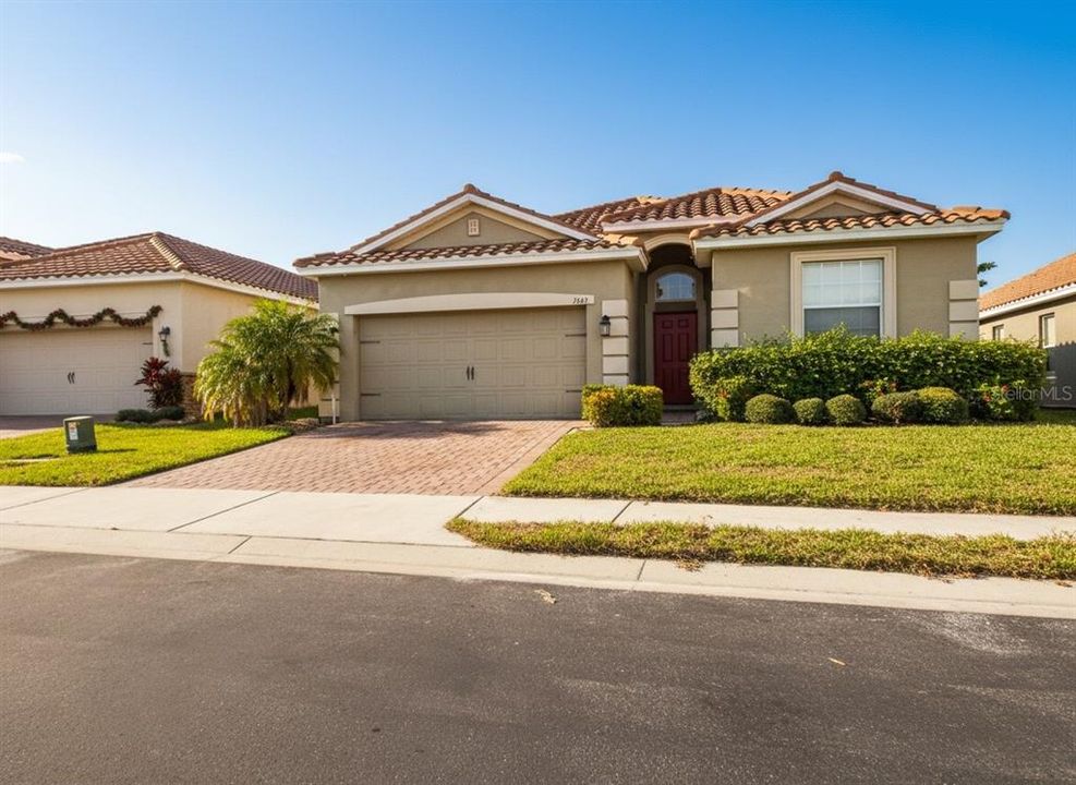 For Rent: $2,350 (4 beds, 3 baths, 2027 Square Feet)