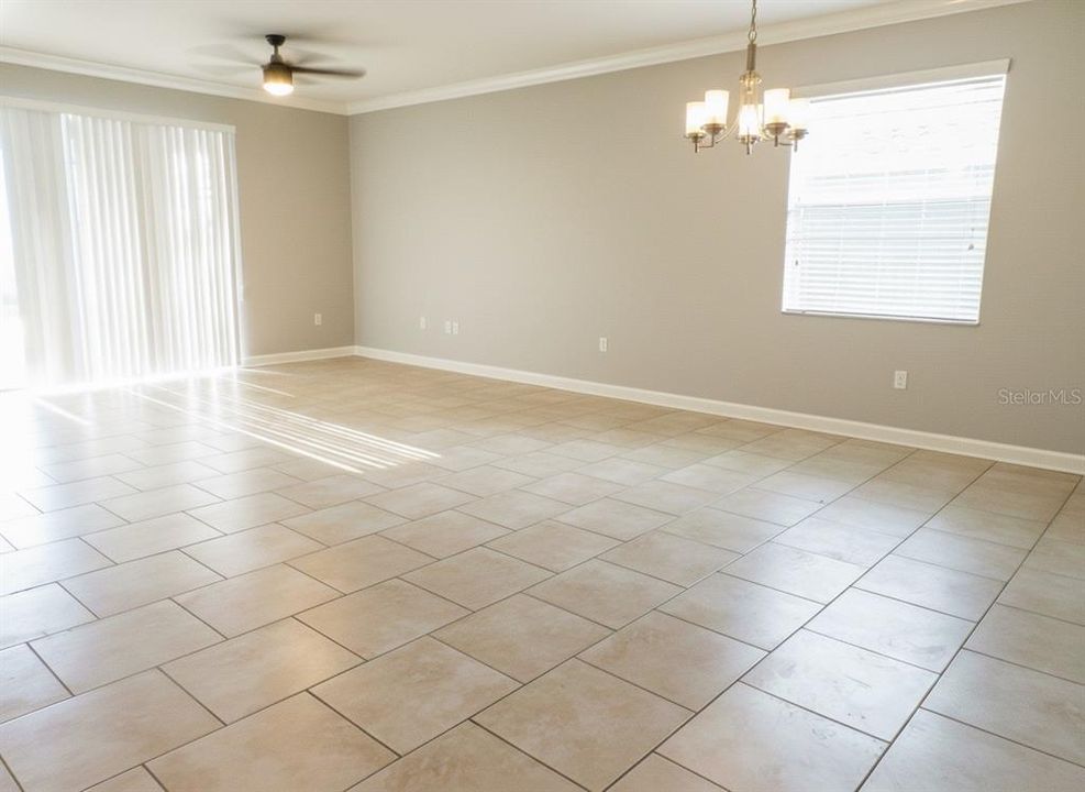 For Rent: $2,350 (4 beds, 3 baths, 2027 Square Feet)