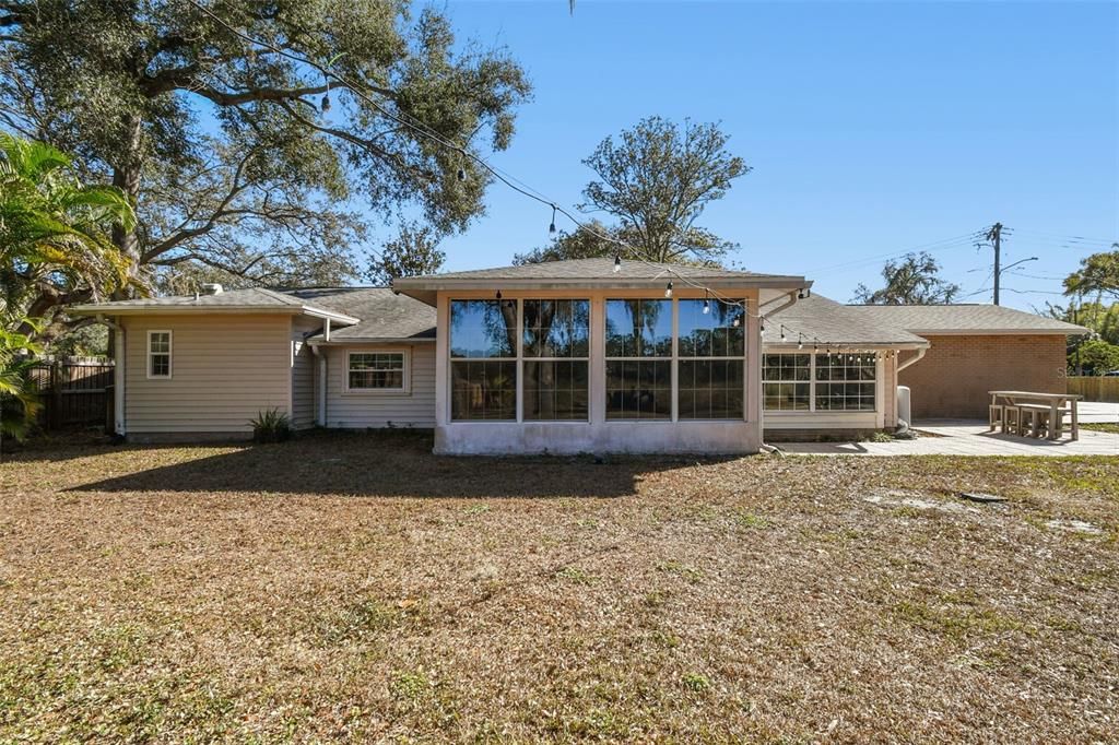 待售: $524,900 (3 贝兹, 3 浴室, 2056 平方英尺)