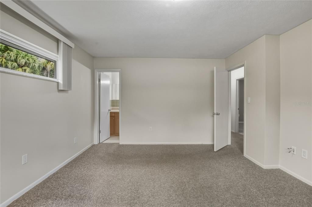 For Sale: $435,000 (3 beds, 2 baths, 1826 Square Feet)