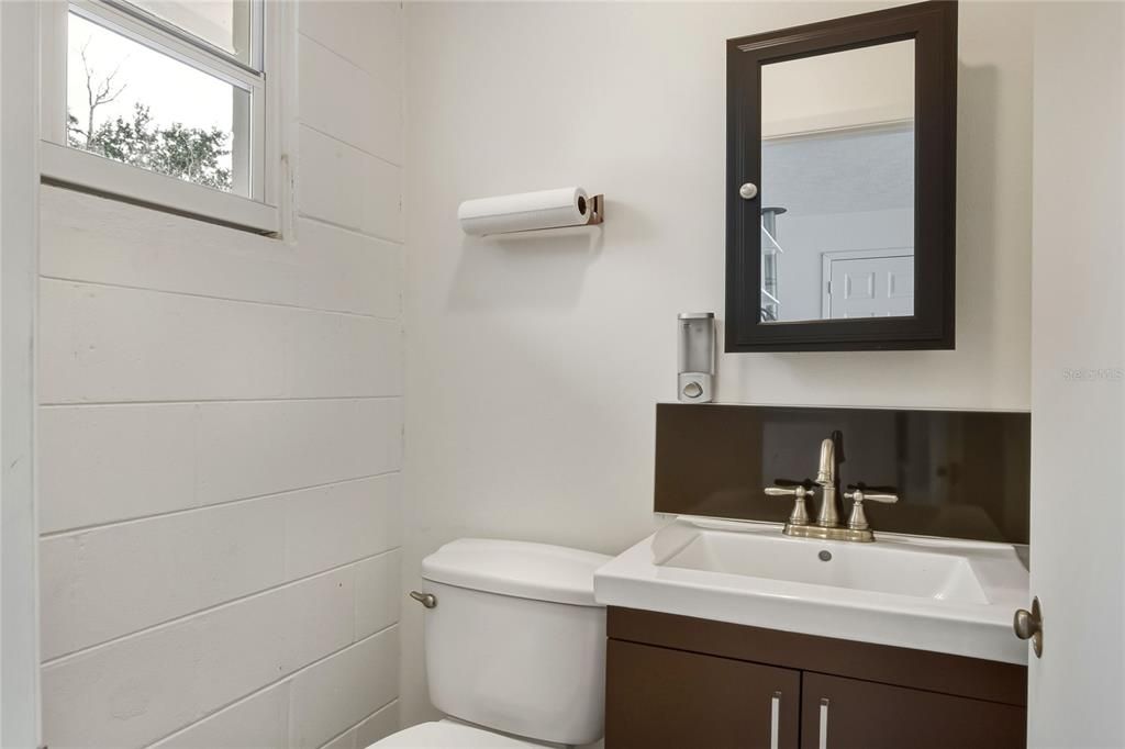 For Sale: $435,000 (3 beds, 2 baths, 1826 Square Feet)