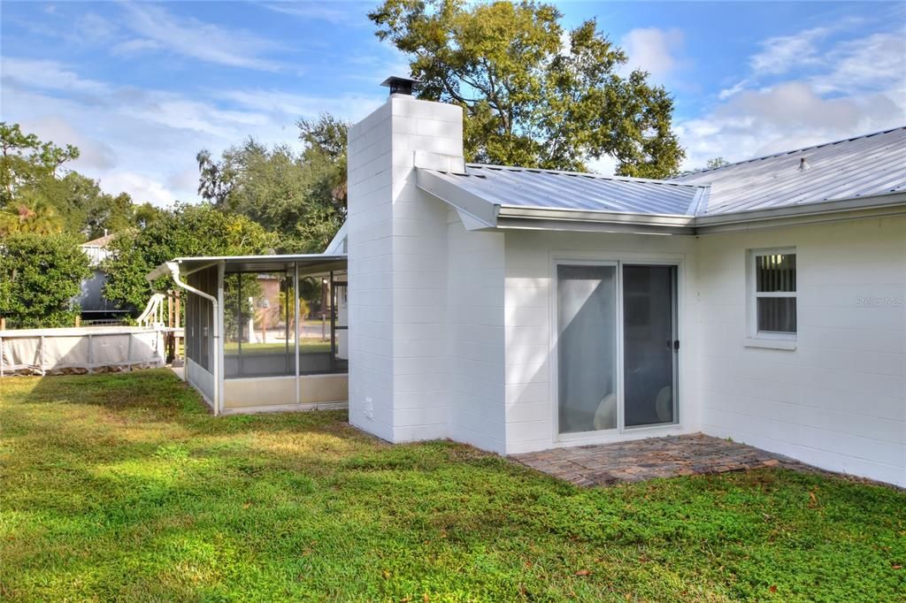 For Sale: $435,000 (3 beds, 2 baths, 1826 Square Feet)