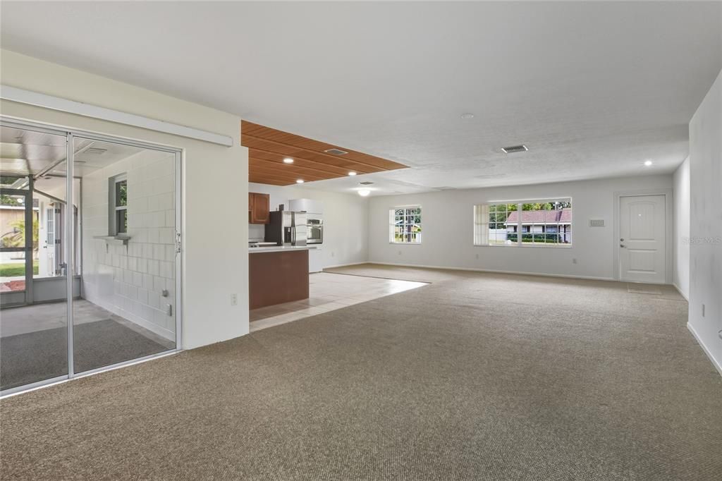 For Sale: $435,000 (3 beds, 2 baths, 1826 Square Feet)