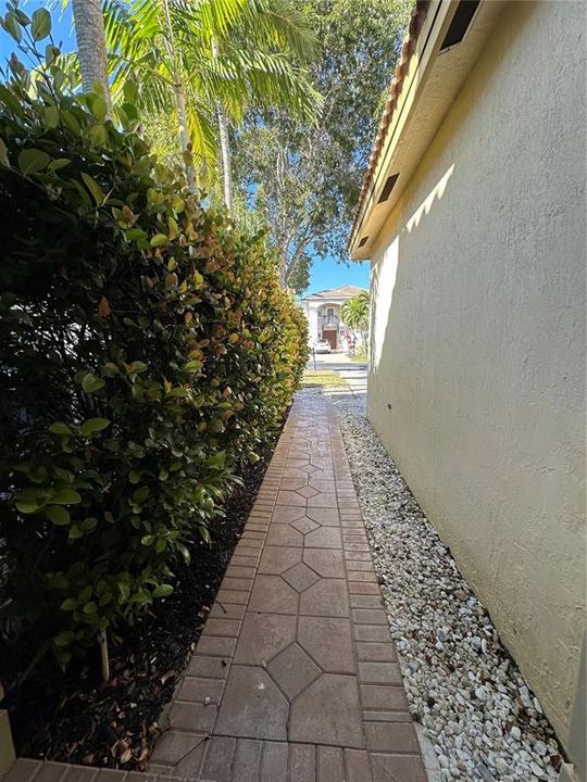 待售: $589,900 (4 贝兹, 3 浴室, 2376 平方英尺)