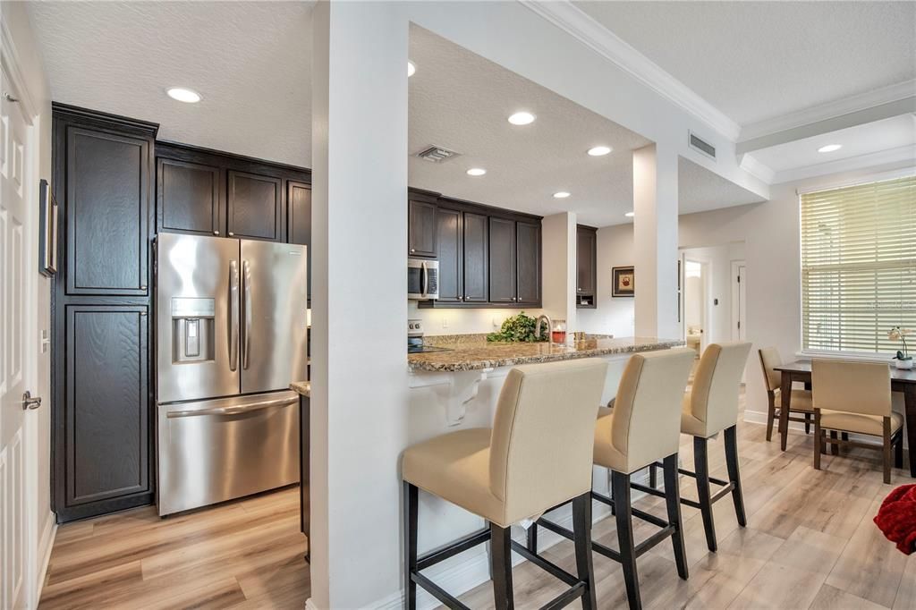 En Venta: $1,228,000 (4 camas, 3 baños, 3150 Pies cuadrados)