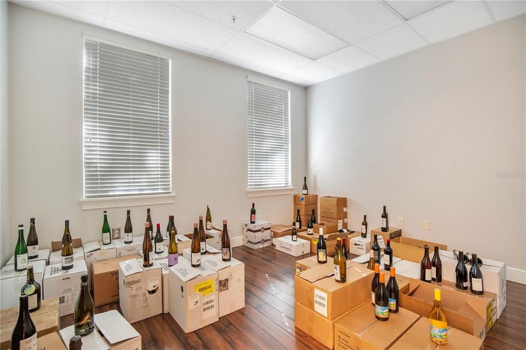 En Venta: $1,228,000 (4 camas, 3 baños, 3150 Pies cuadrados)