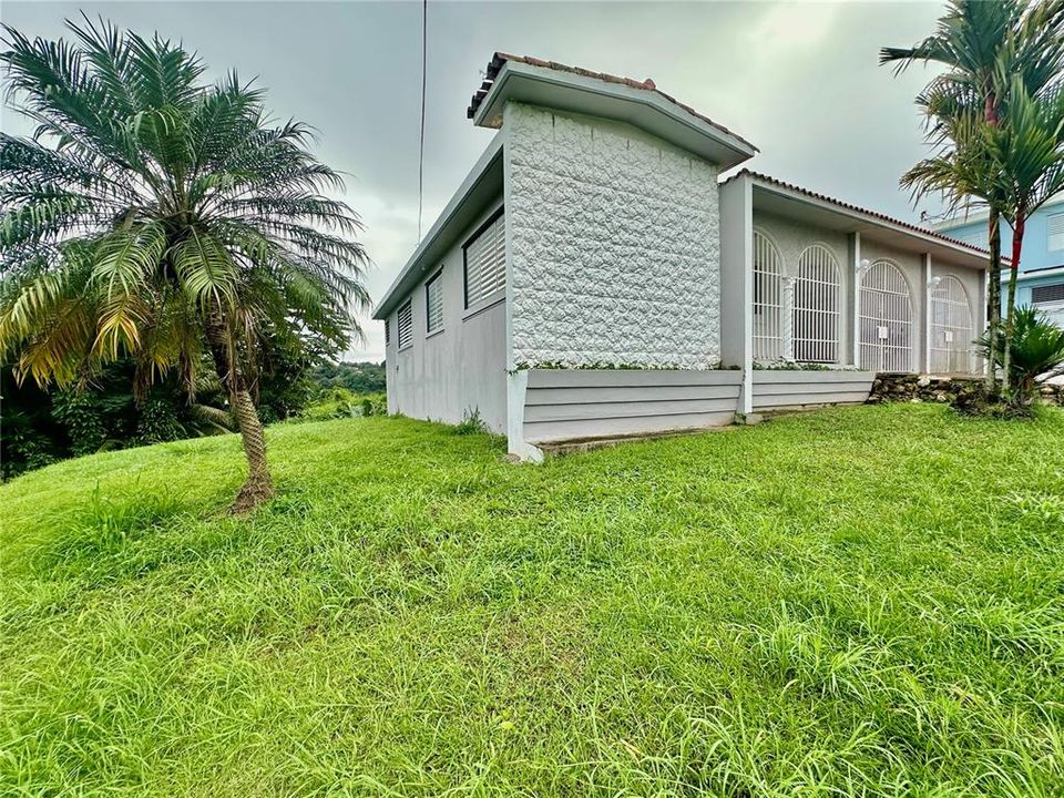 For Sale: $215,000 (4 beds, 3 baths, 0 Square Feet)