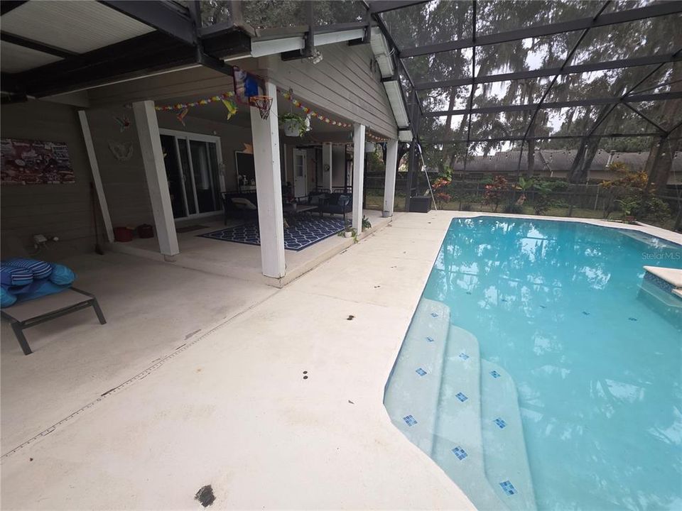 出租: $3,500 (3 贝兹, 2 浴室, 1855 平方英尺)