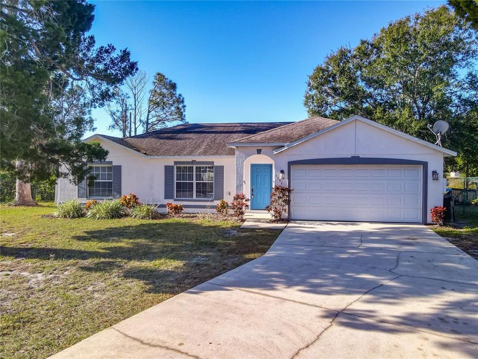 For Rent: $2,200 (3 beds, 2 baths, 1480 Square Feet)