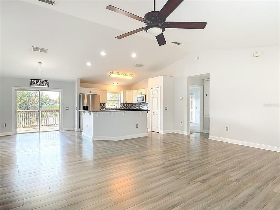 For Rent: $2,200 (3 beds, 2 baths, 1480 Square Feet)