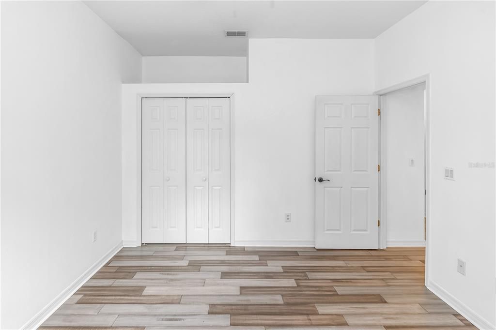 На продажу: $475,000 (4 спален, 2 ванн, 2240 Квадратных фут)