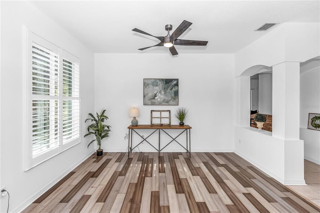 На продажу: $475,000 (4 спален, 2 ванн, 2240 Квадратных фут)