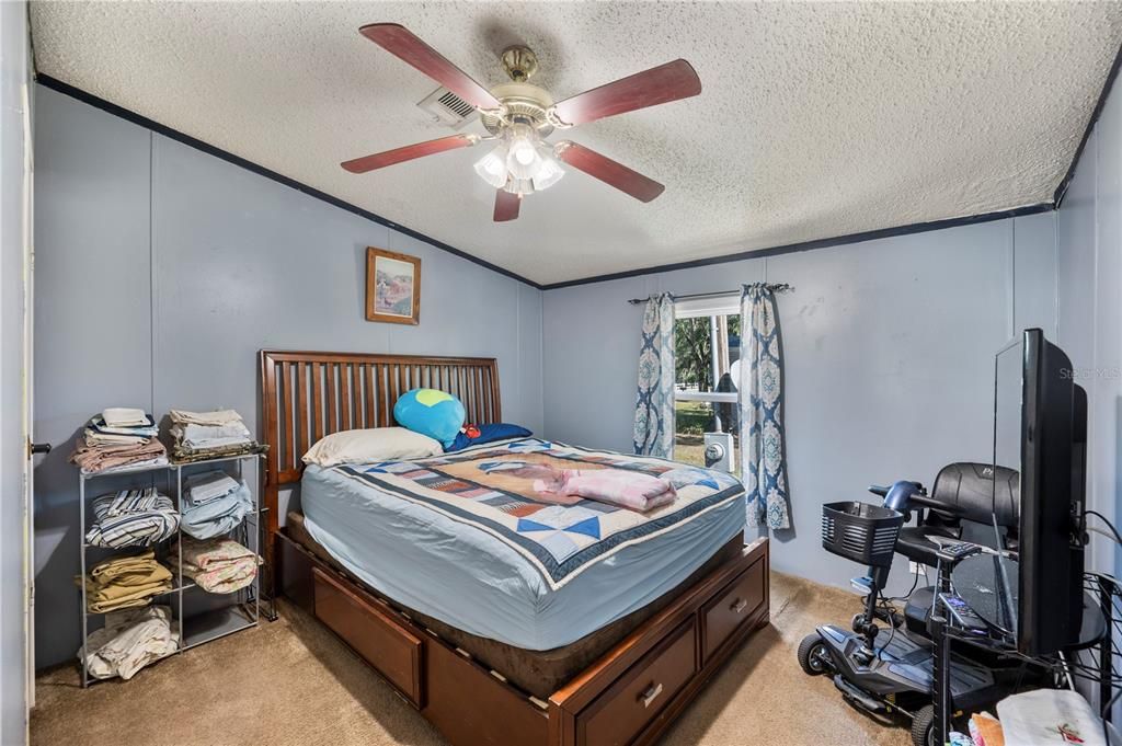 En Venta: $250,000 (3 camas, 2 baños, 1700 Pies cuadrados)