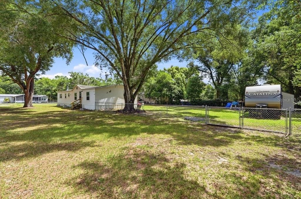 Active With Contract: $234,000 (3 beds, 2 baths, 1700 Square Feet)