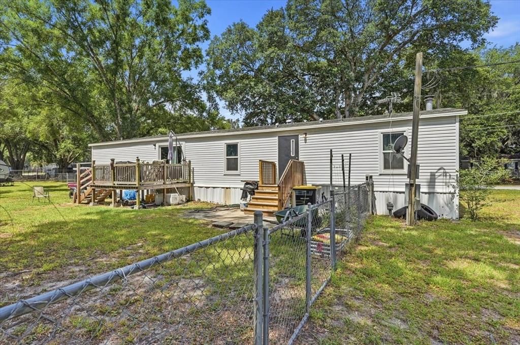 Active With Contract: $234,000 (3 beds, 2 baths, 1700 Square Feet)