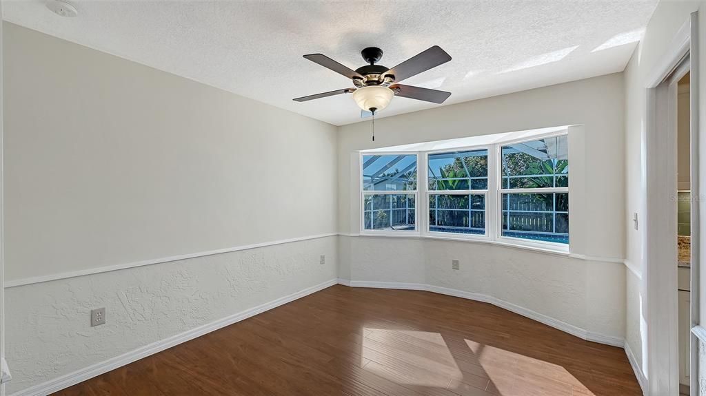 Active With Contract: $559,000 (3 beds, 2 baths, 1784 Square Feet)