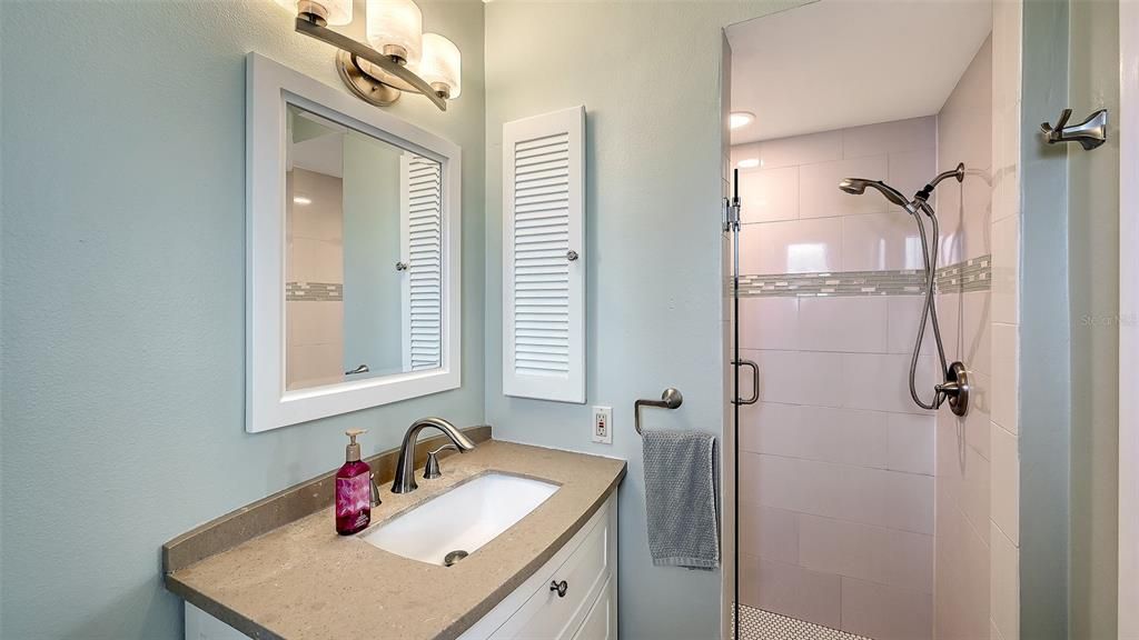 Active With Contract: $559,000 (3 beds, 2 baths, 1784 Square Feet)