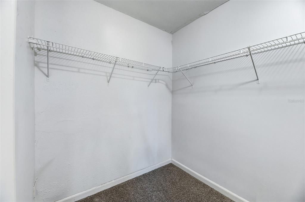 待售: $199,900 (2 贝兹, 2 浴室, 1260 平方英尺)