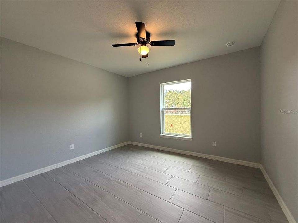 На продажу: $239,900 (3 спален, 2 ванн, 1380 Квадратных фут)