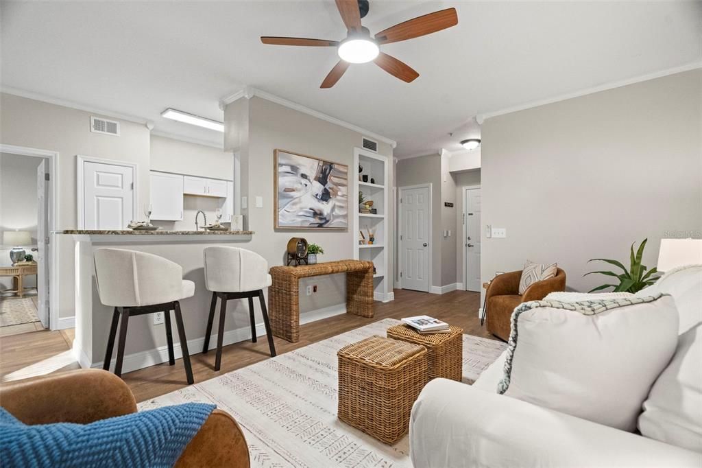 For Sale: $185,000 (1 beds, 1 baths, 867 Square Feet)