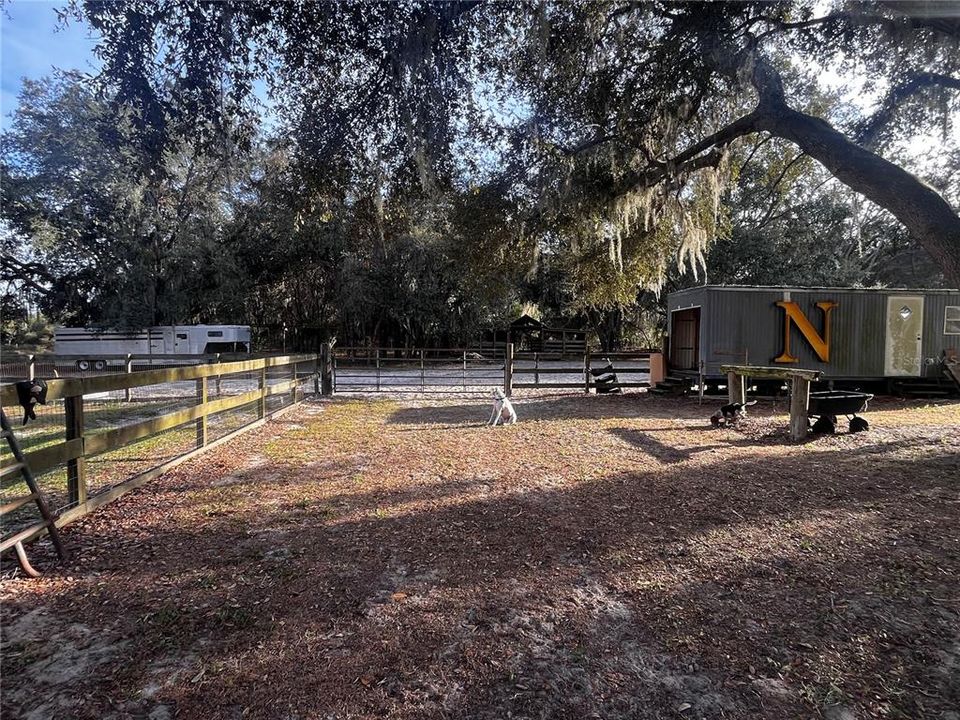 For Sale: $995,000 (3 beds, 2 baths, 1664 Square Feet)