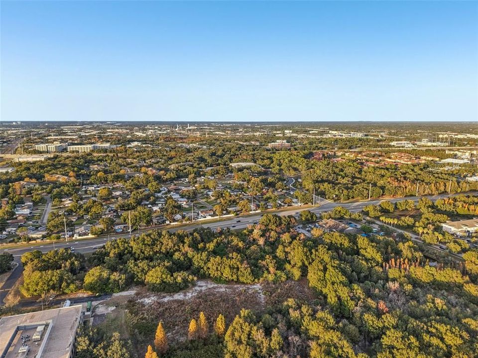 待售: $375,000 (4 贝兹, 2 浴室, 1410 平方英尺)