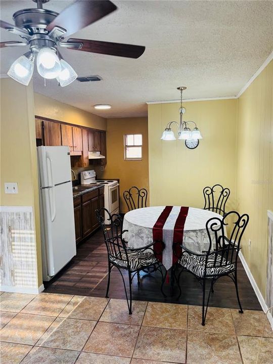 В аренду: $1,500 (2 спален, 1 ванн, 1458 Квадратных фут)